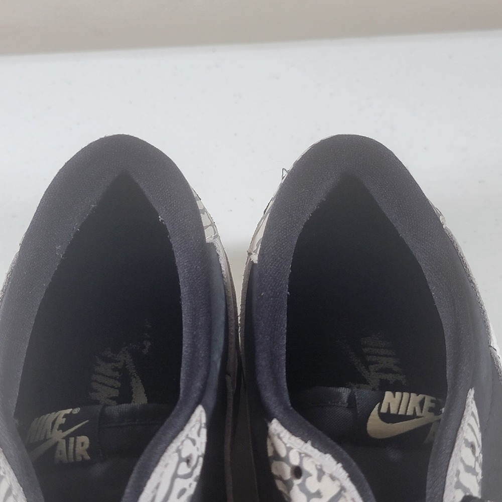 Air Jordan 1 Retro Low OG Black Cement Mens Size 9.5 - Picture 9 of 11